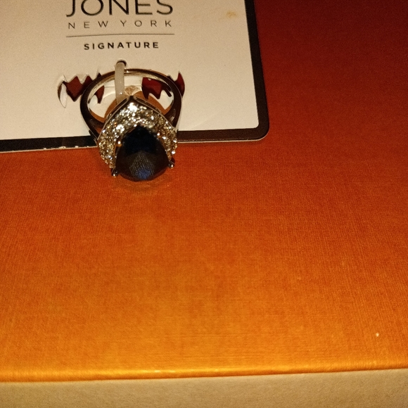 Stimulated Pear Sapphire Cushioned Ring in Silver Plate - Picture 4 of 6